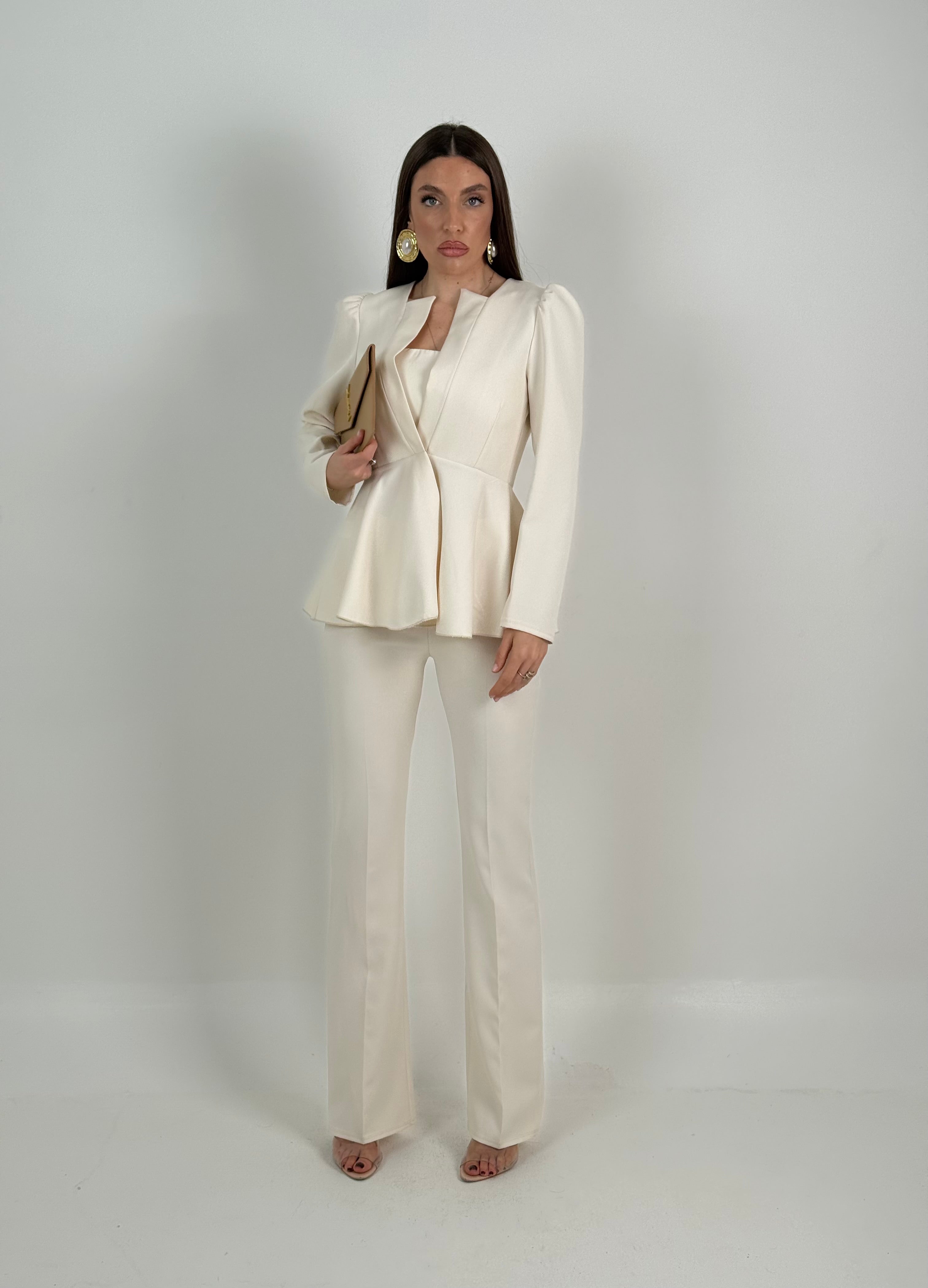 Conjunto Asia -  Conjunto de tres piezas - chaqueta con volantes y pantalón palacio