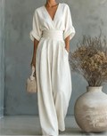 Dalia | Elegant jumpsuit med V-ringning och vida ben