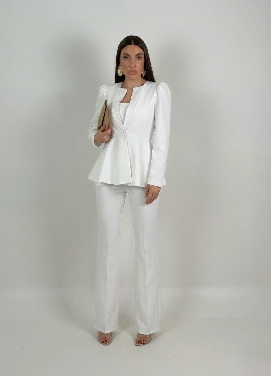 Conjunto Asia -  Conjunto de tres piezas - chaqueta con volantes y pantalón palacio